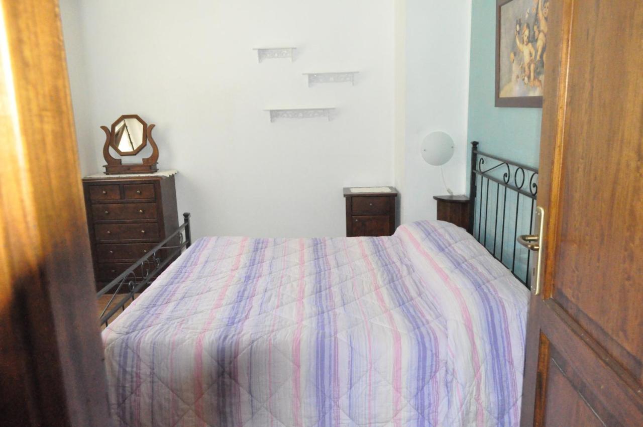Farm Stay Il Carro Del Colle Collevalenza Luaran gambar