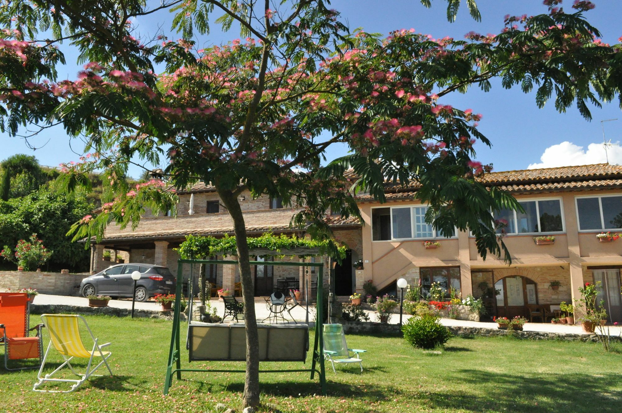 Farm Stay Il Carro Del Colle Collevalenza Luaran gambar